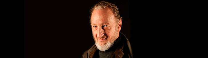 Robert Englund, de Freddy Krueger, nos aterrará en una serie de realidad virtual